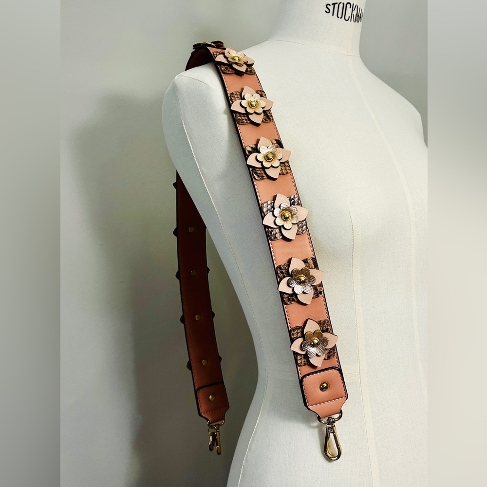 Hallhuber Floral Flower Dusty Rose Strap Snake Print Detail for Shoulder Bags